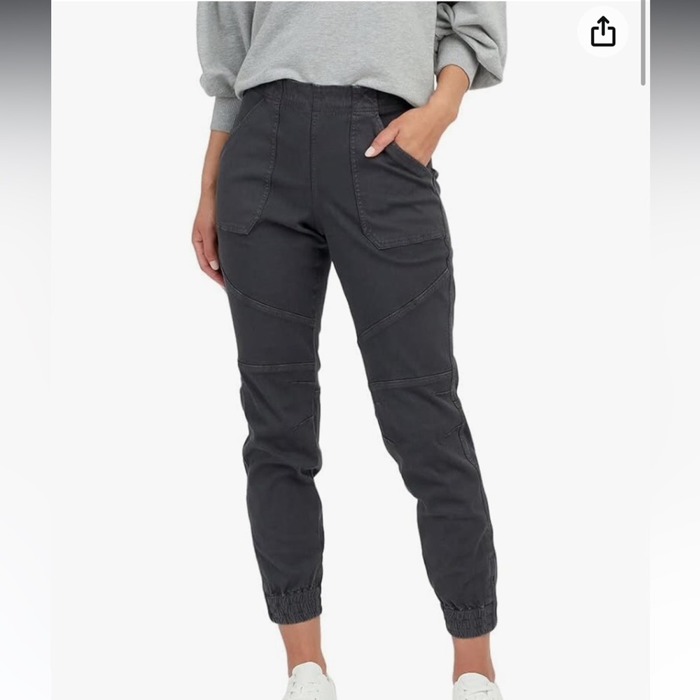 New in bag SPANX Washed Black Stretch Twill Cargo Jogger - Medium